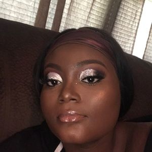 Meet your Posher, Jalynn